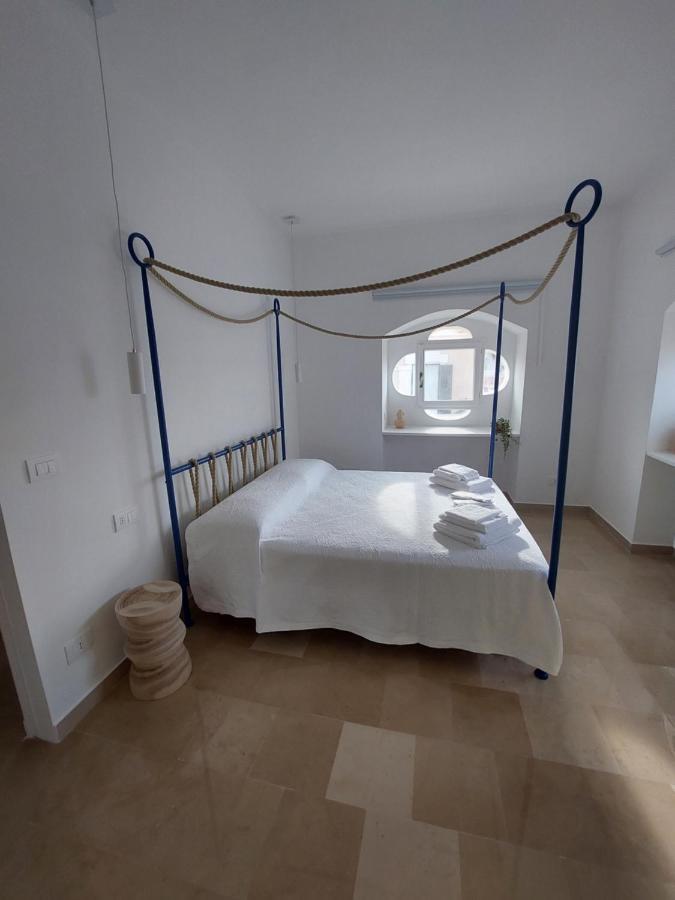 Palazzo Accinni B&B โมโนโปลี ภายนอก รูปภาพ