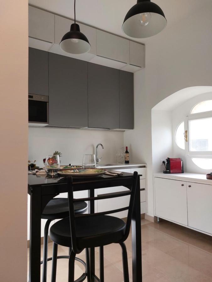 Palazzo Accinni B&B โมโนโปลี ภายนอก รูปภาพ